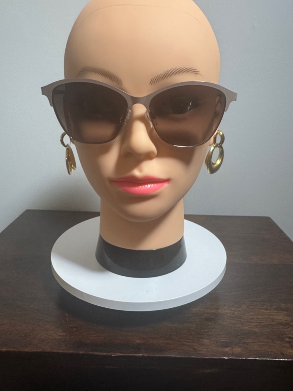 O by Oscar de la Renta Taupe Frame Sunglasses with Brown Lenses and Gold Accents